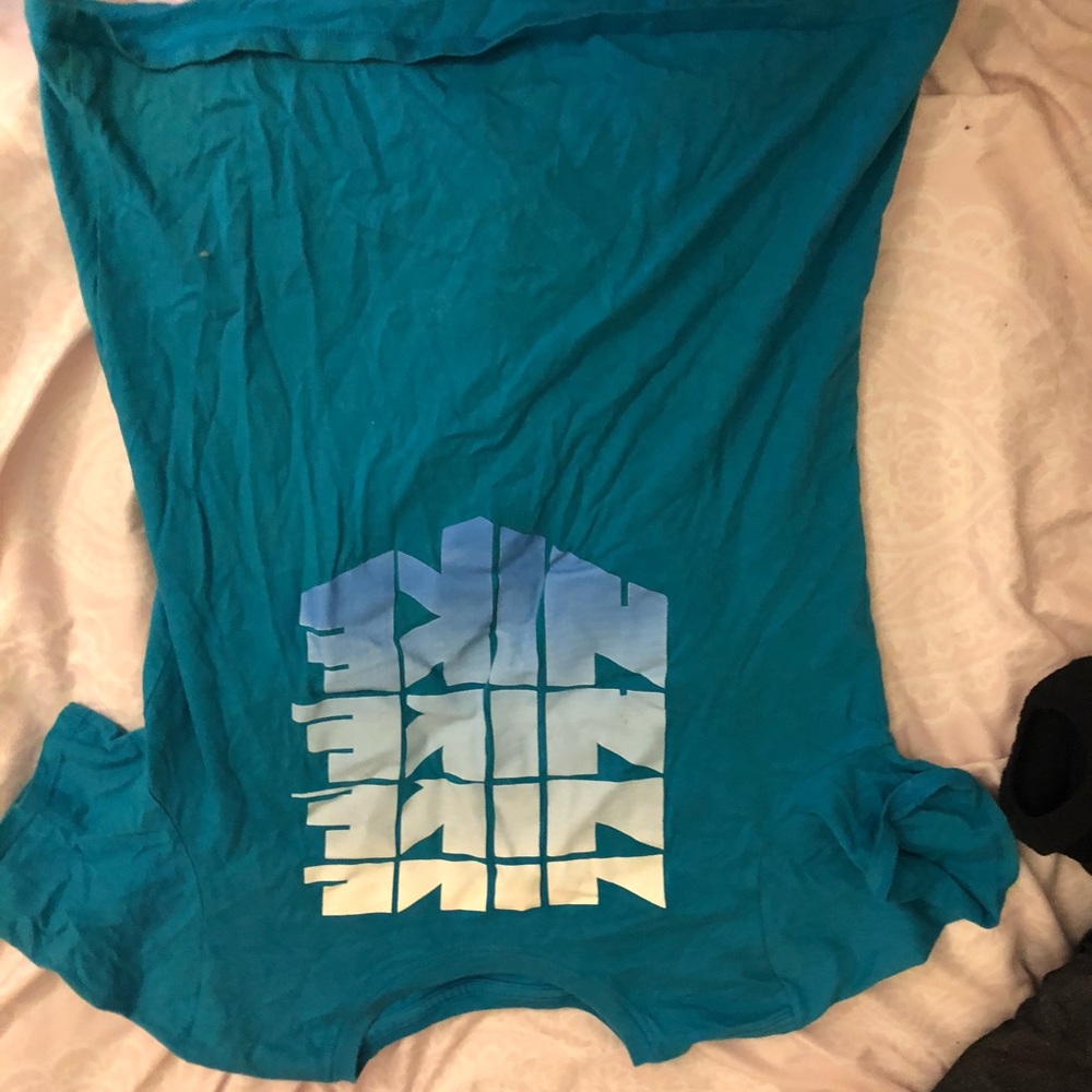Nike short sleeve